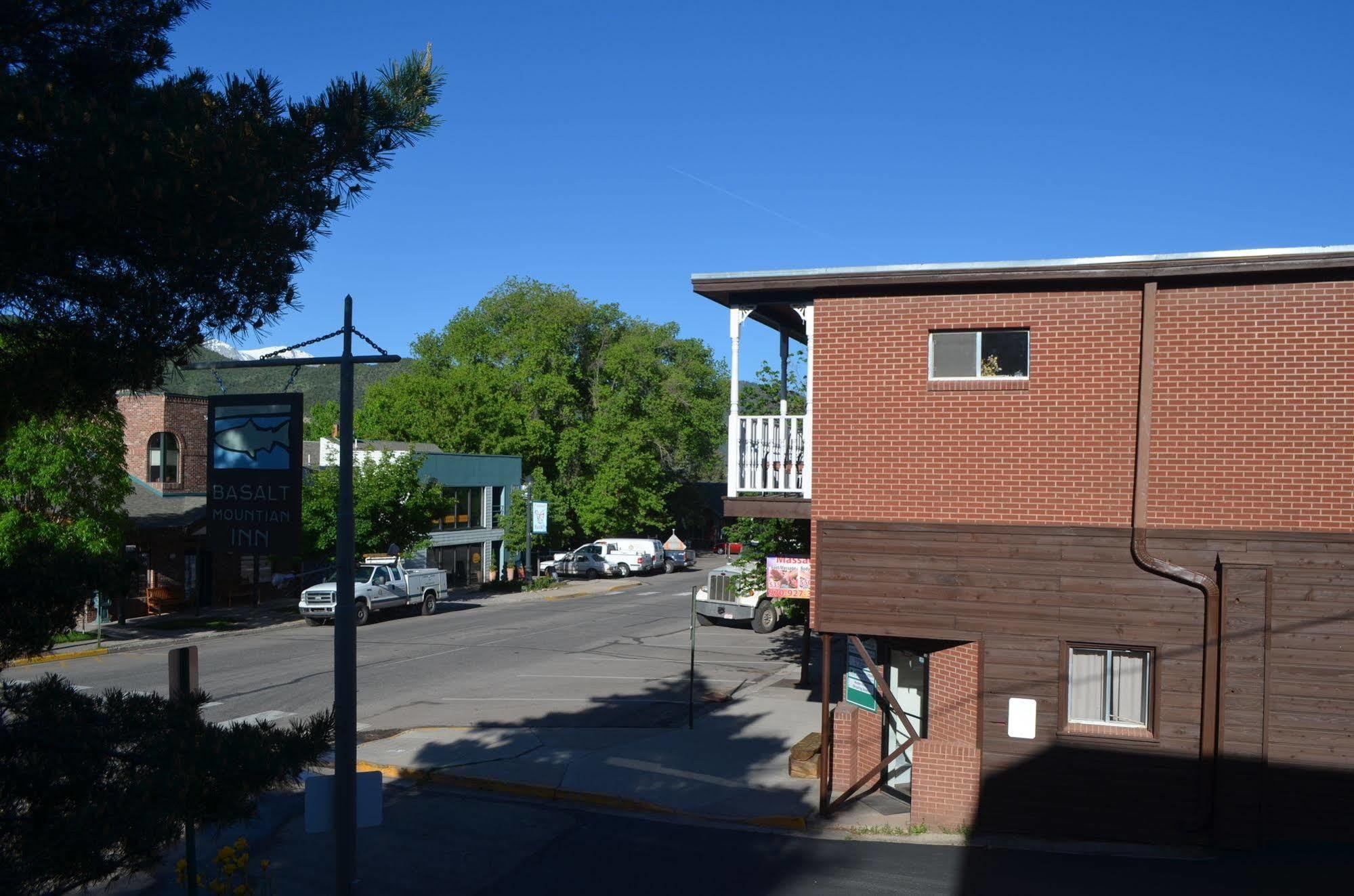 Basalt Mountain Inn Buitenkant foto